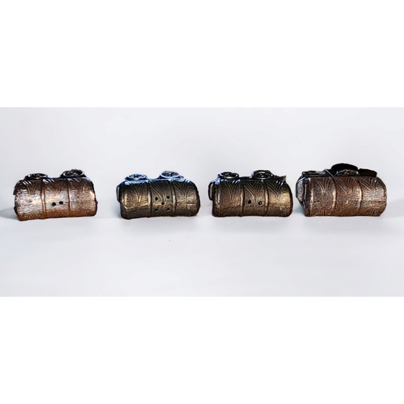 Metal Covered Wagon salt and pepper shakers vintage japan - Picture 6 of 6